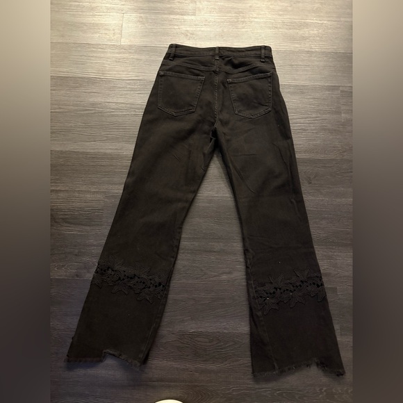 Sold - Picture 4 of 15